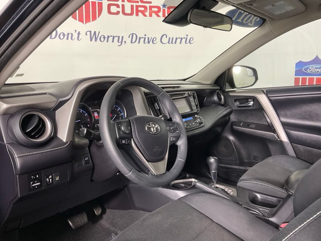 Used 2017 Toyota RAV4 XLE FWD image 13