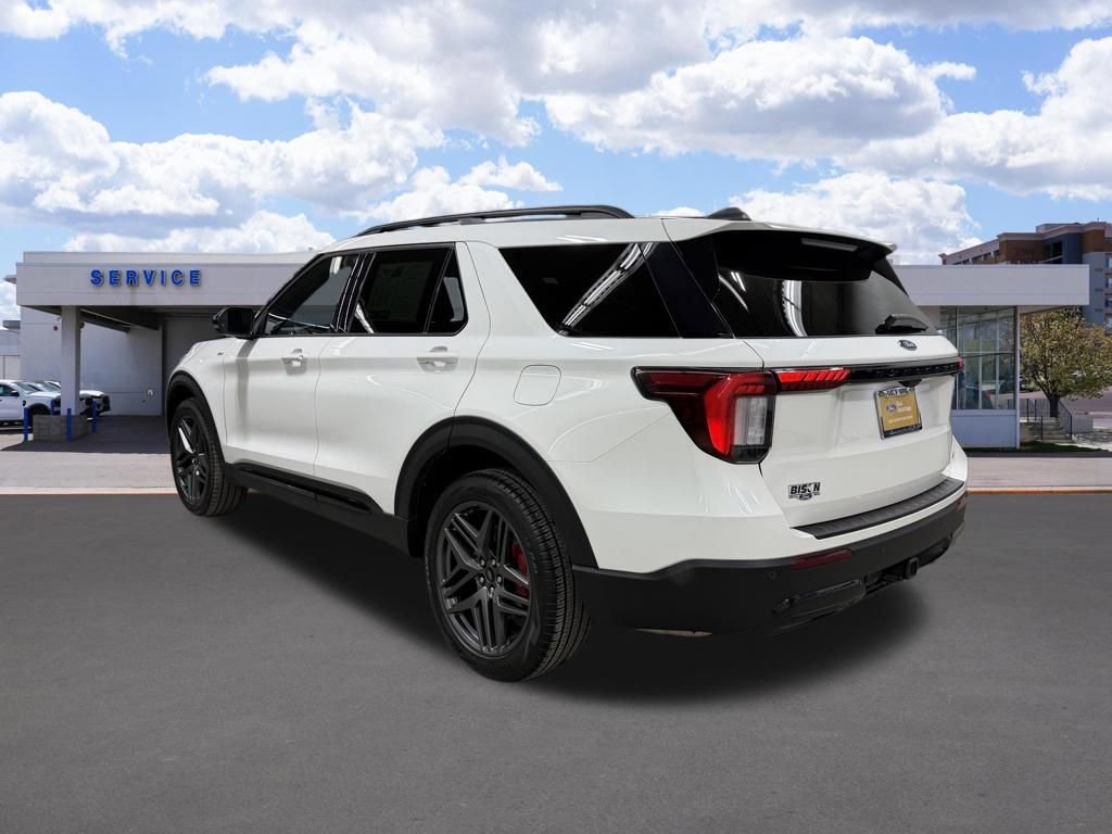 Certified 2025 Ford Explorer ST-Line w/ ST-Line Street Pack AWD/4WD image 5