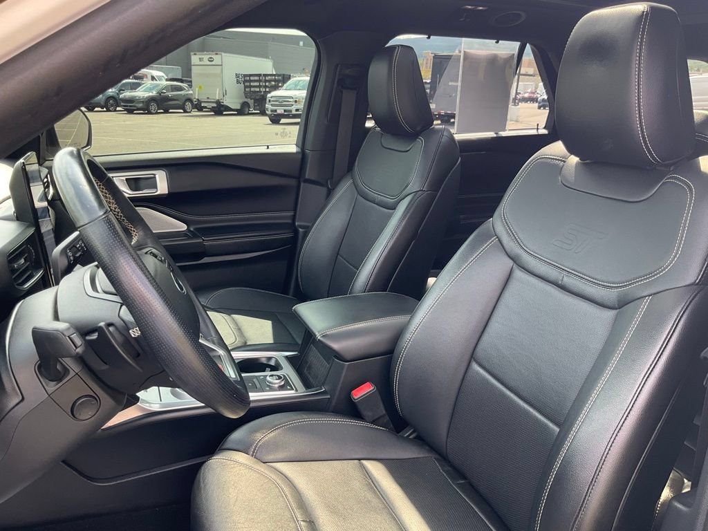 Certified 2020 Ford Explorer ST w/ Premium Technology Package AWD/4WD image 14