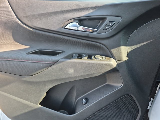 Used 2023 Chevrolet Equinox RS w/ RS Leather Package FWD image 13