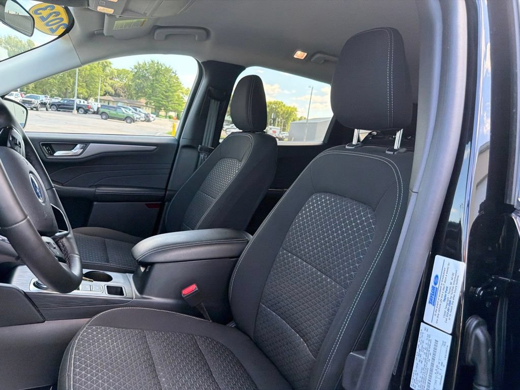 Certified 2023 Ford Escape Active w/ Tech Pack #2 AWD/4WD image 12