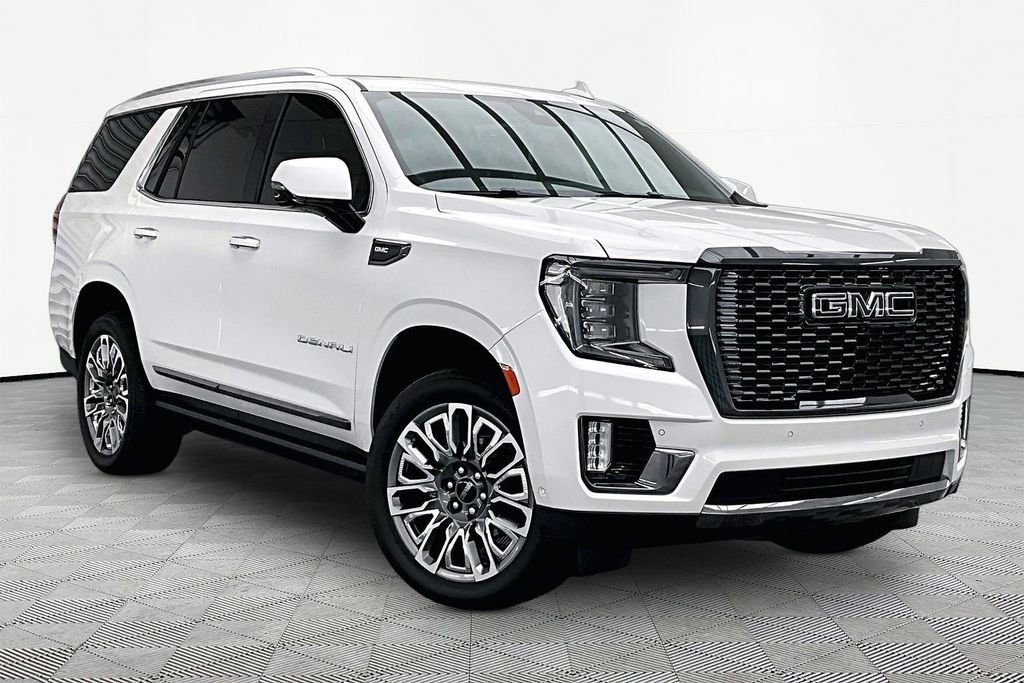 Used 2024 GMC Yukon Denali Ultimate AWD/4WD image 12
