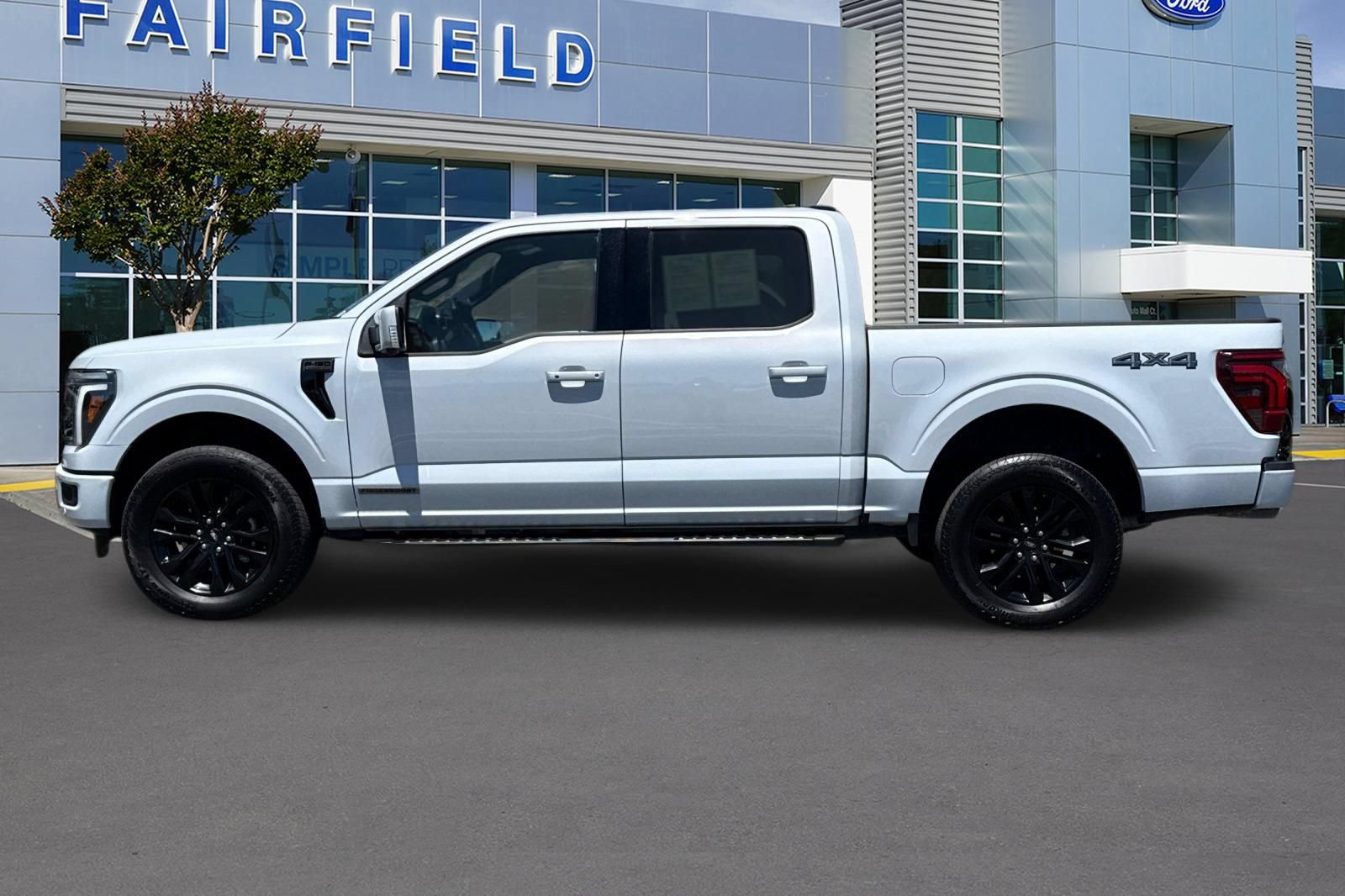 Certified 2025 Ford F150 Lariat w/ Equipment Group 501A Mid AWD/4WD image 11