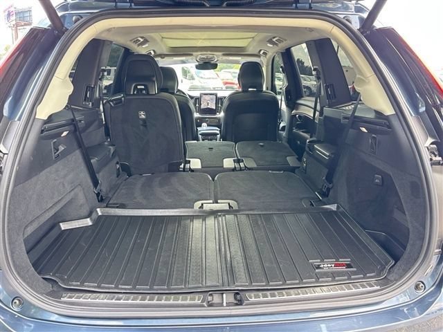 Used 2025 Volvo XC90 B5 Plus AWD/4WD image 21