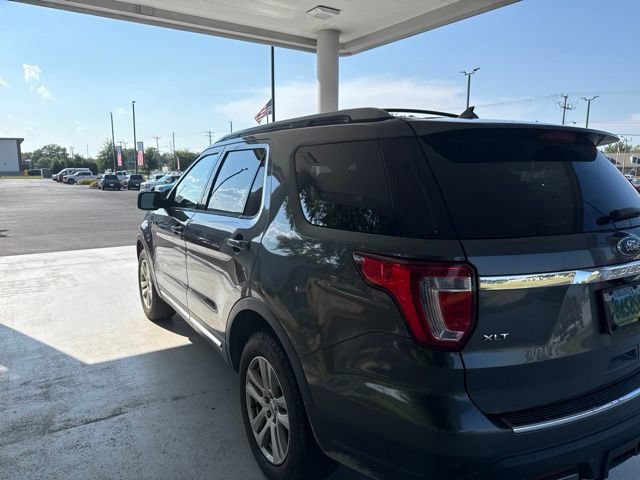 Certified 2018 Ford Explorer XLT w/ Equipment Group 202A AWD/4WD image 6
