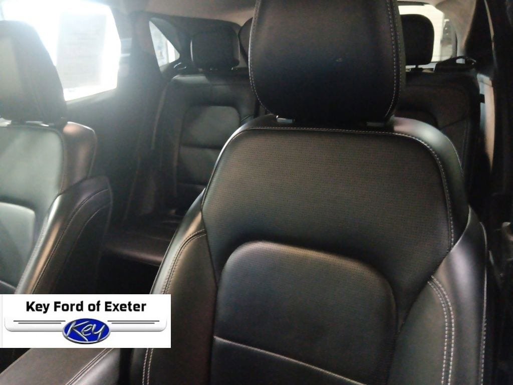 Certified 2024 Ford Escape Platinum AWD/4WD image 19