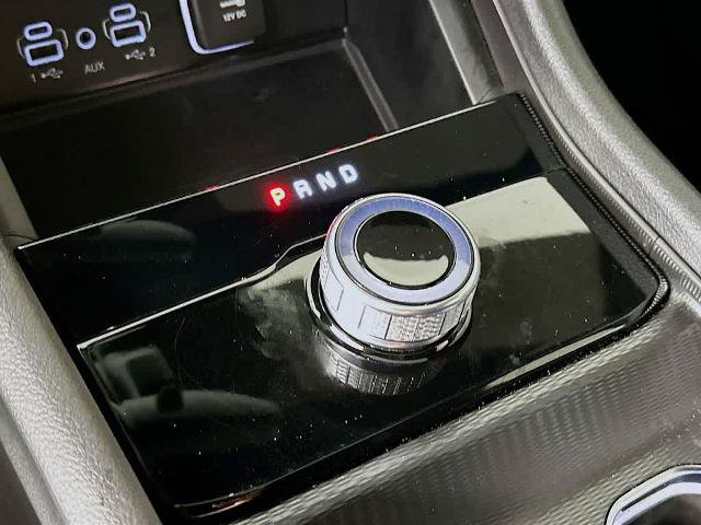 Used 2024 Jeep Grand Cherokee L Altitude RWD image 18