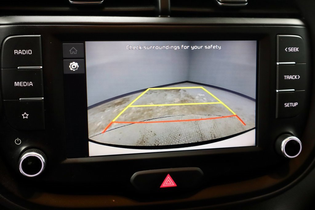 Used 2025 Kia Soul LX w/ LX Technology Package image 2