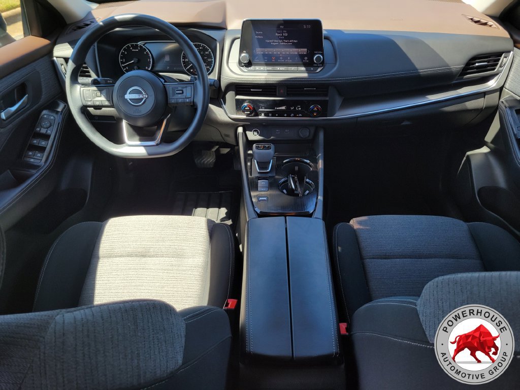 Used 2023 Nissan Rogue SV FWD image 18