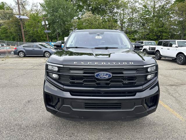 Certified 2025 Ford Expedition Max Active AWD/4WD image 2