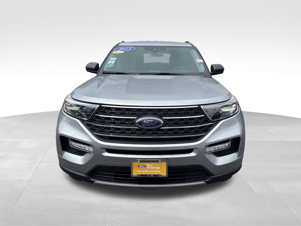 Certified 2023 Ford Explorer XLT w/ Equipment Group 202A AWD/4WD image 2