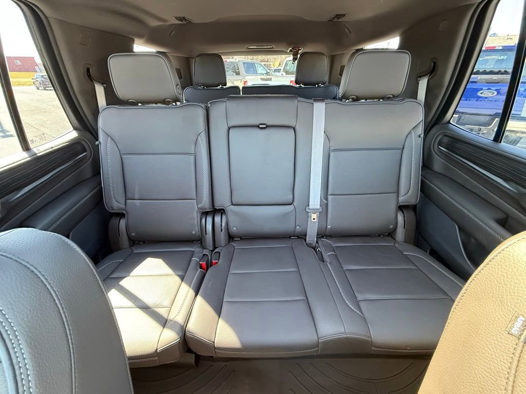 Used 2023 GMC Yukon Denali w/ Max Trailering Package image 29