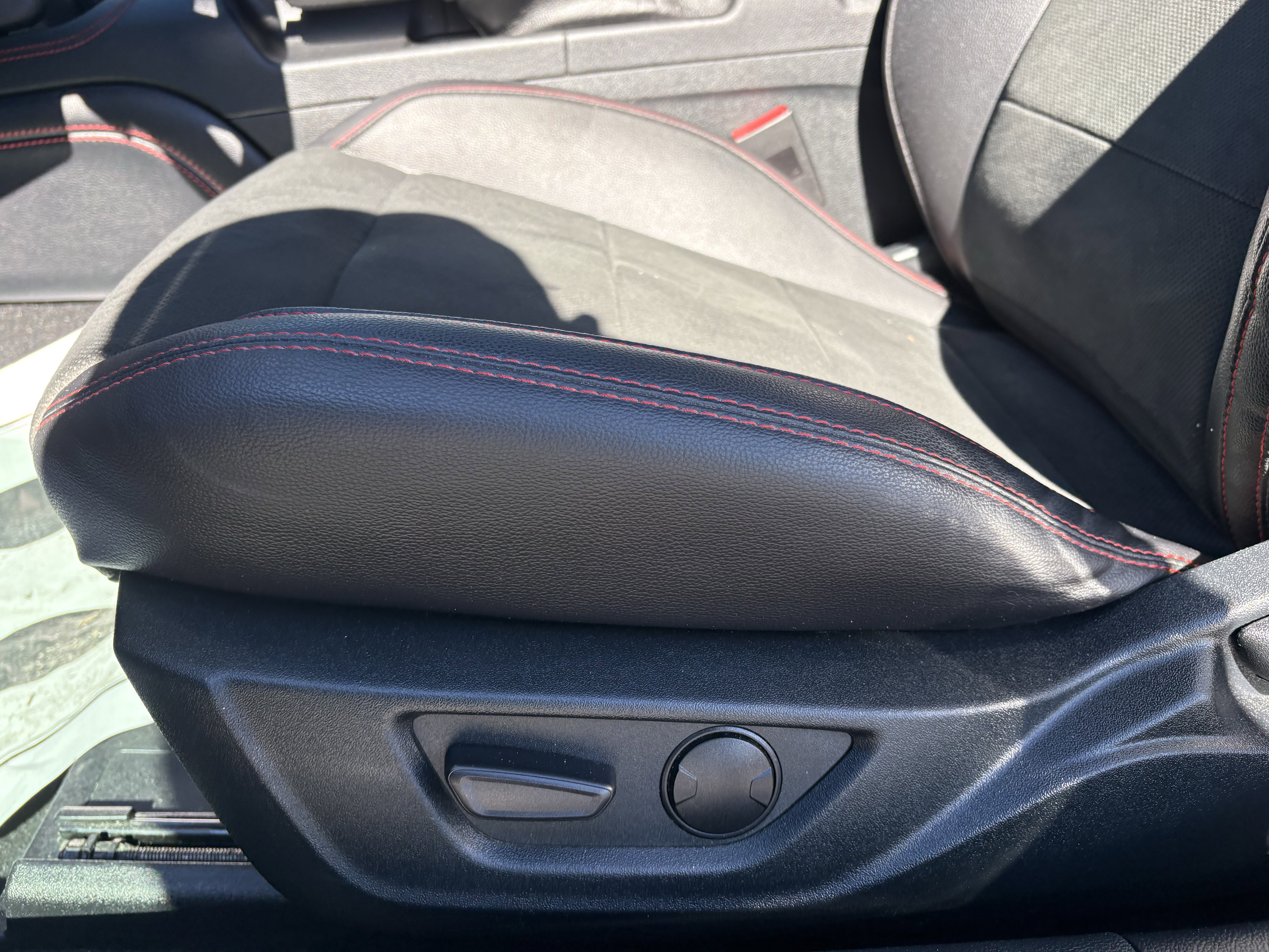 Certified 2023 Ford Mustang GT Premium w/ Equipment Group 401A image 20