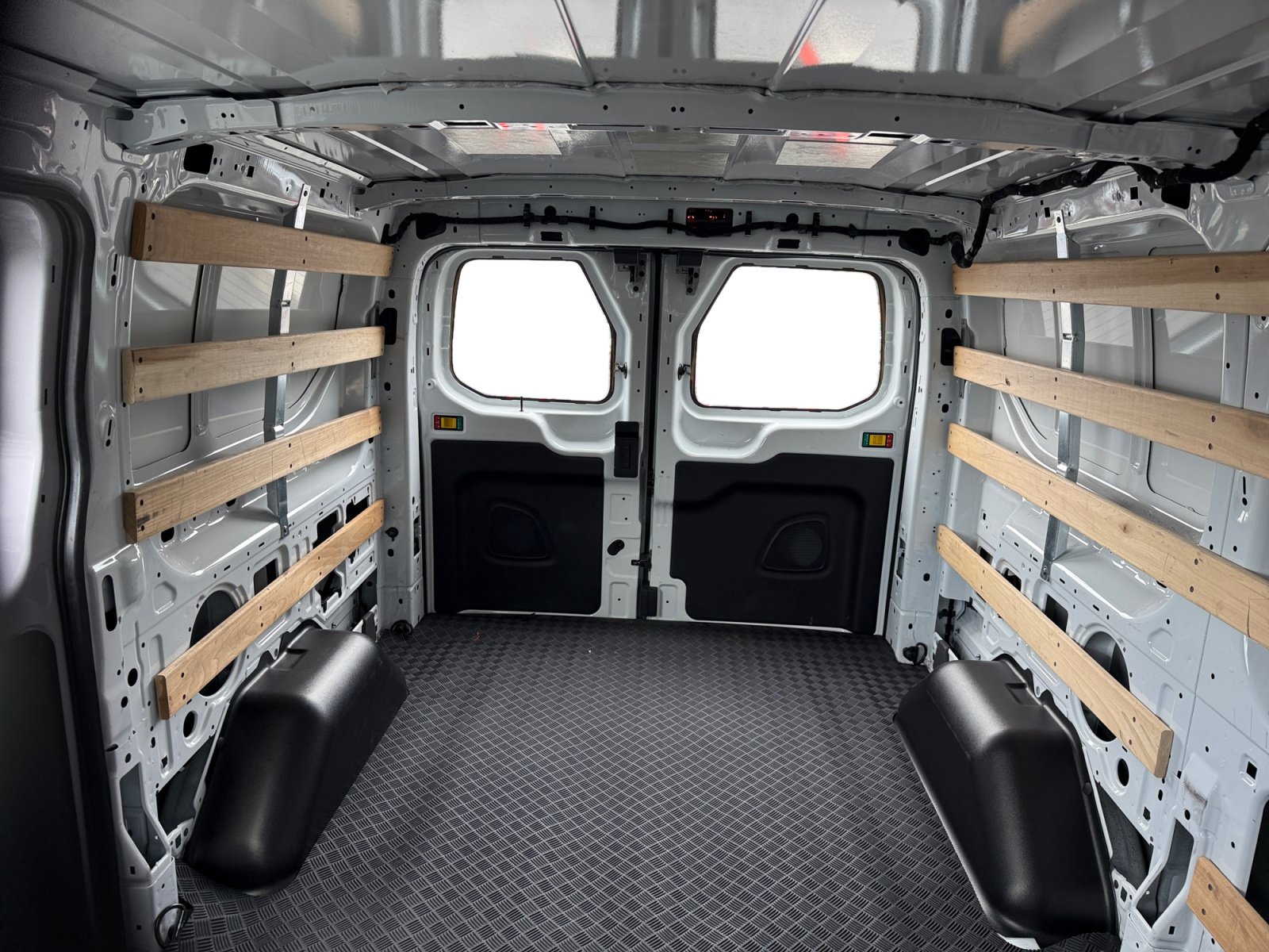 Certified 2025 Ford Transit 250 Low Roof w/ Exterior Upgrade Package RWD image 16