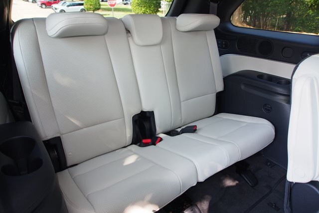 Used 2026 Hyundai Palisade Calligraphy AWD/4WD image 17