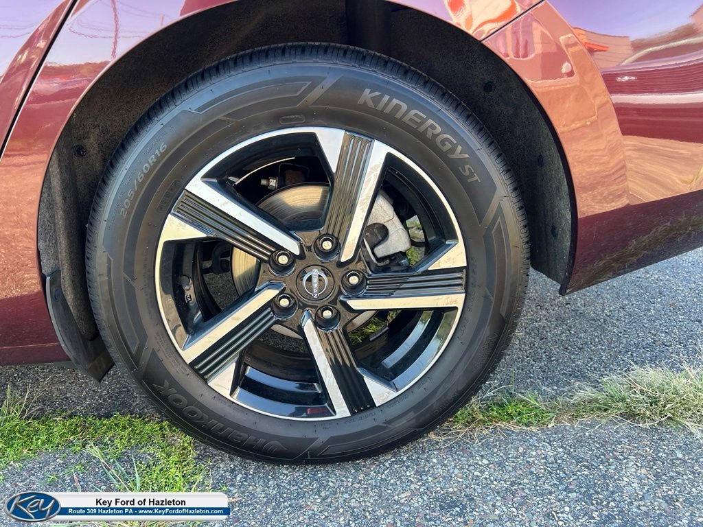 Used 2024 Nissan Sentra SV FWD image 7
