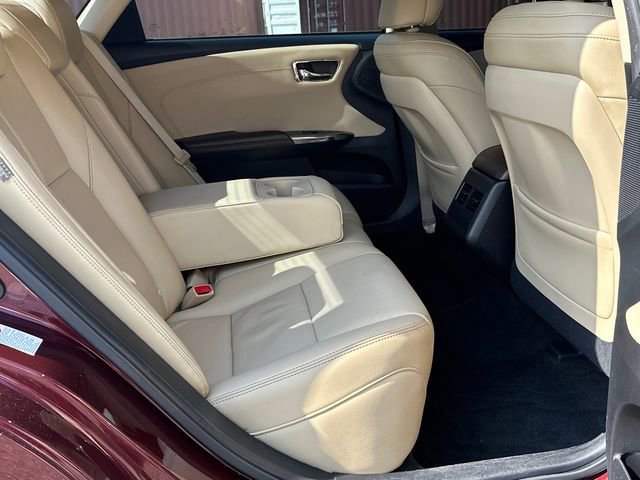 Used 2017 Toyota Avalon XLE Plus FWD image 15