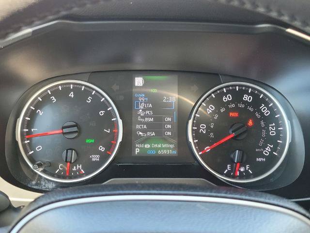 Used 2022 Toyota RAV4 XLE w/ XLE Grade Weather Package AWD/4WD image 24