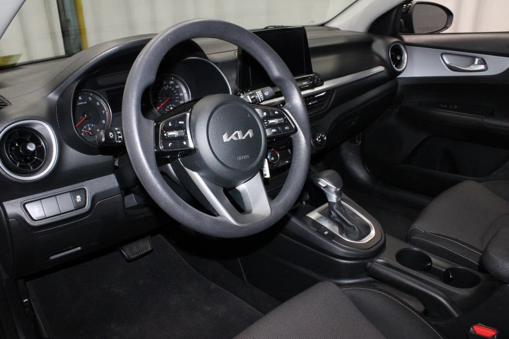 Used 2024 Kia Forte LXS FWD image 24