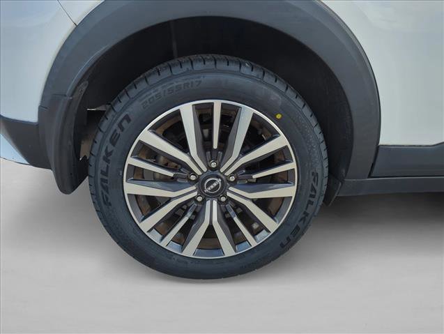 Used 2022 Nissan Kicks SV image 29