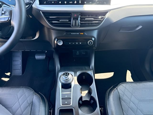 Certified 2023 Ford Escape SE w/ PHEV Premium Package FWD image 33