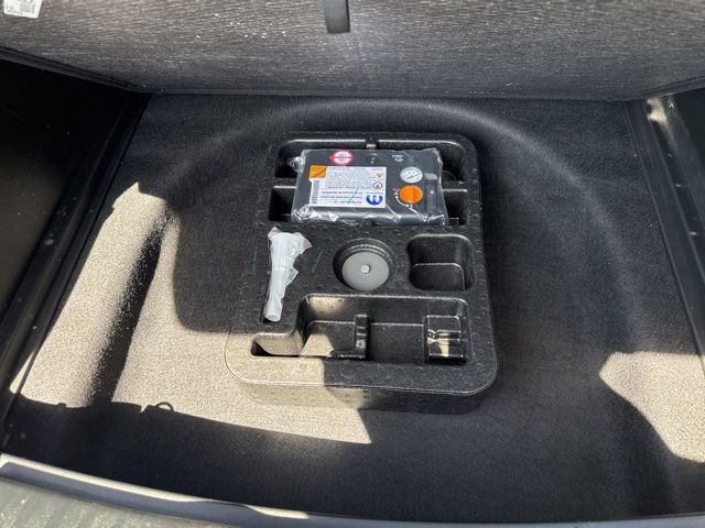 Used 2024 Jeep Compass Latitude w/ Convenience Group AWD/4WD image 41