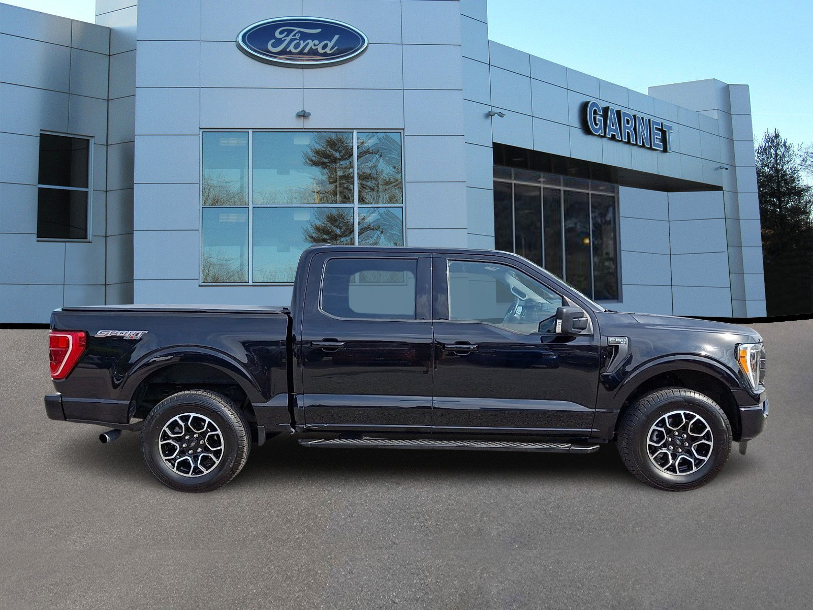 Certified 2022 Ford F150 XLT w/ Equipment Group 302A High AWD/4WD image 10