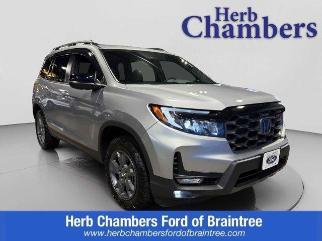 Used 2025 Honda Passport TrailSport image 1