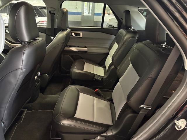 Certified 2023 Ford Explorer XLT w/ Equipment Group 202A AWD/4WD image 24
