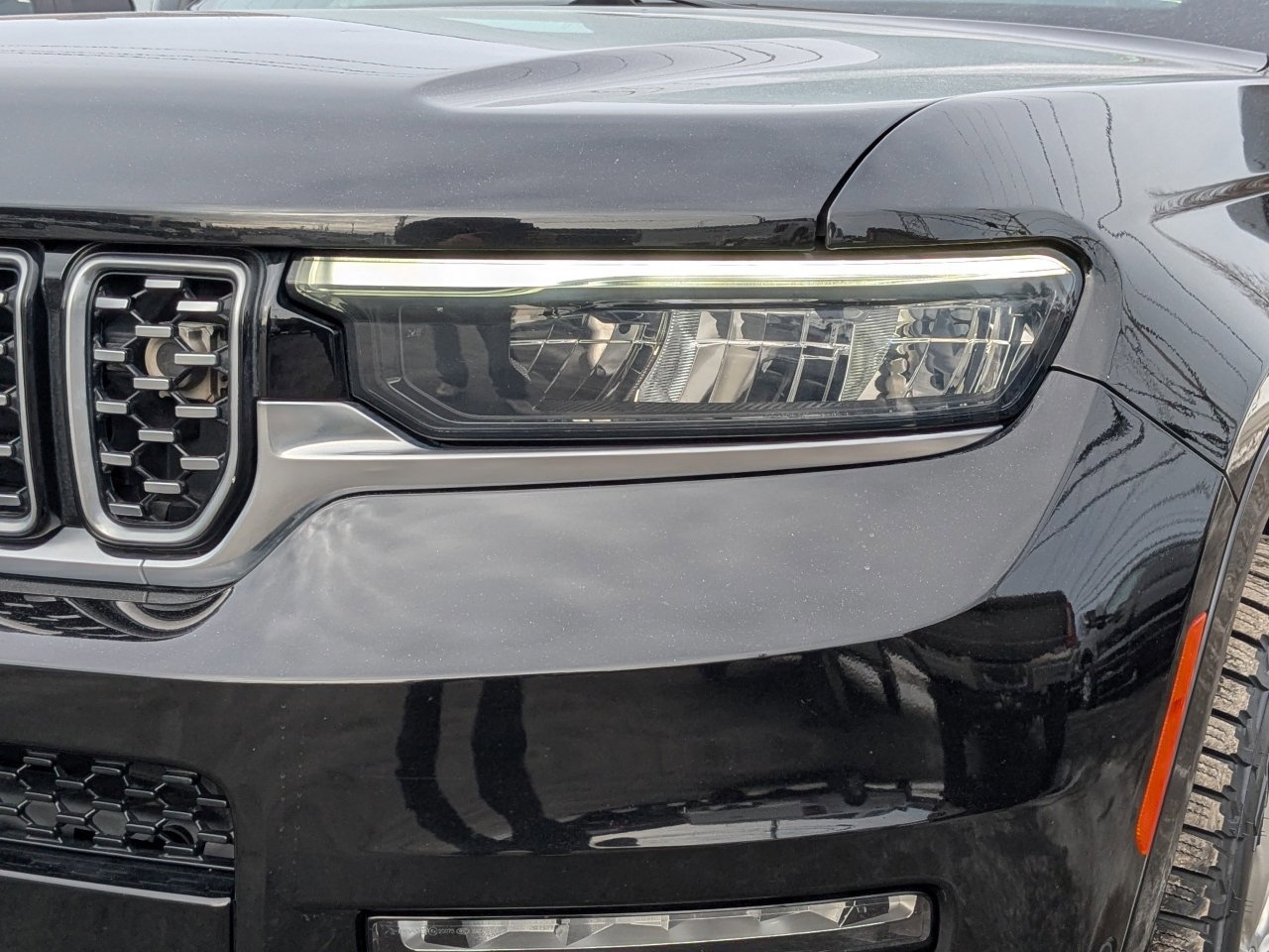 Used 2021 Jeep Grand Cherokee L Summit w/ Advanced Protech Group IV image 11