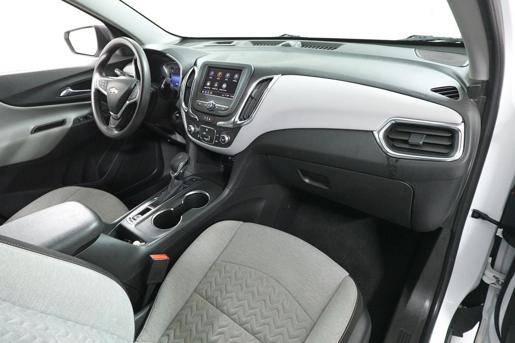 Used 2022 Chevrolet Equinox LS w/ LS Convenience Package AWD/4WD image 33