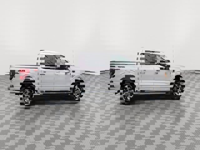 Certified 2022 Ford F150 XLT w/ Max Trailer Tow Package image 5