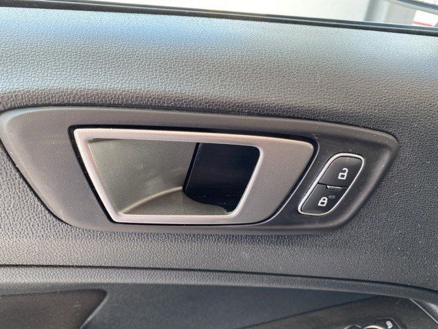 Certified 2021 Ford EcoSport SE image 10
