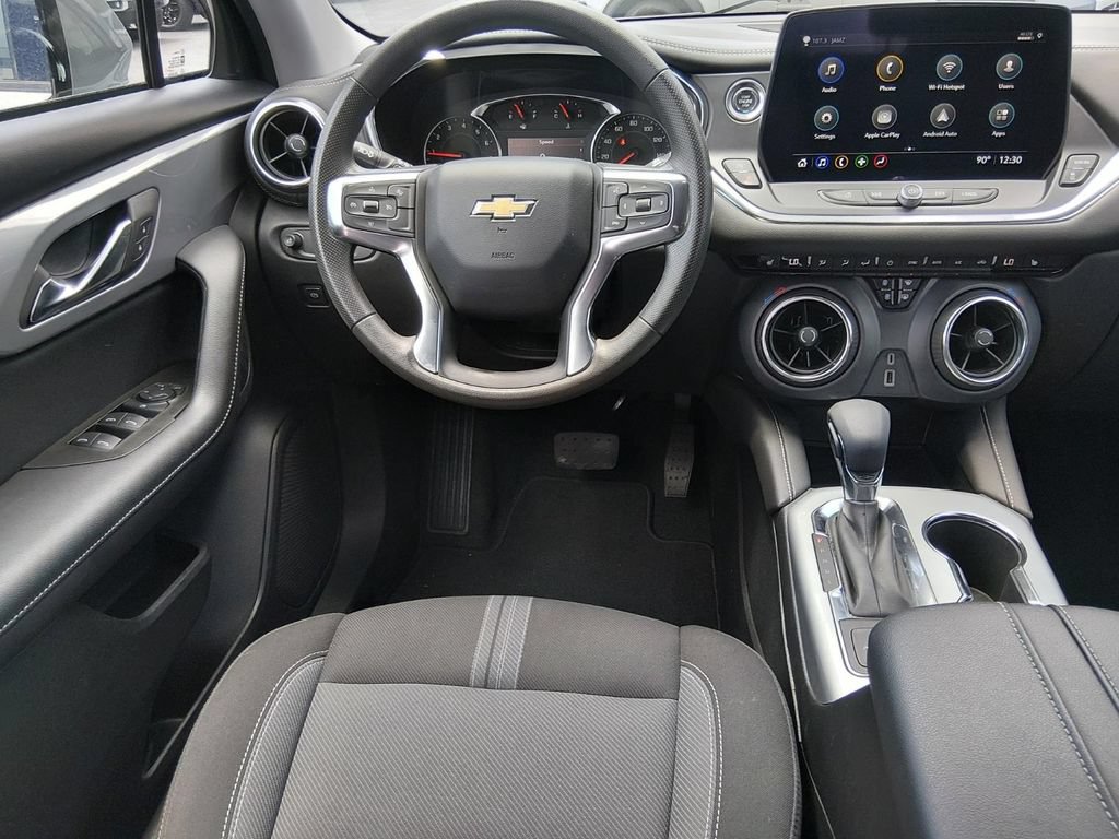 Used 2025 Chevrolet Blazer LT AWD/4WD image 13