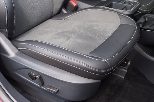 Certified 2025 Ford Mustang Mach-E GT image 12