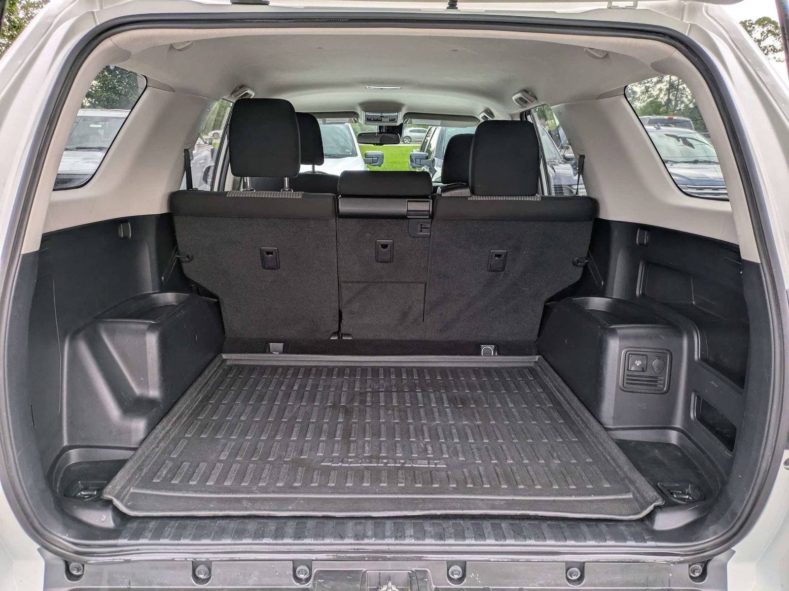 Used 2022 Toyota 4Runner SR5 RWD image 5