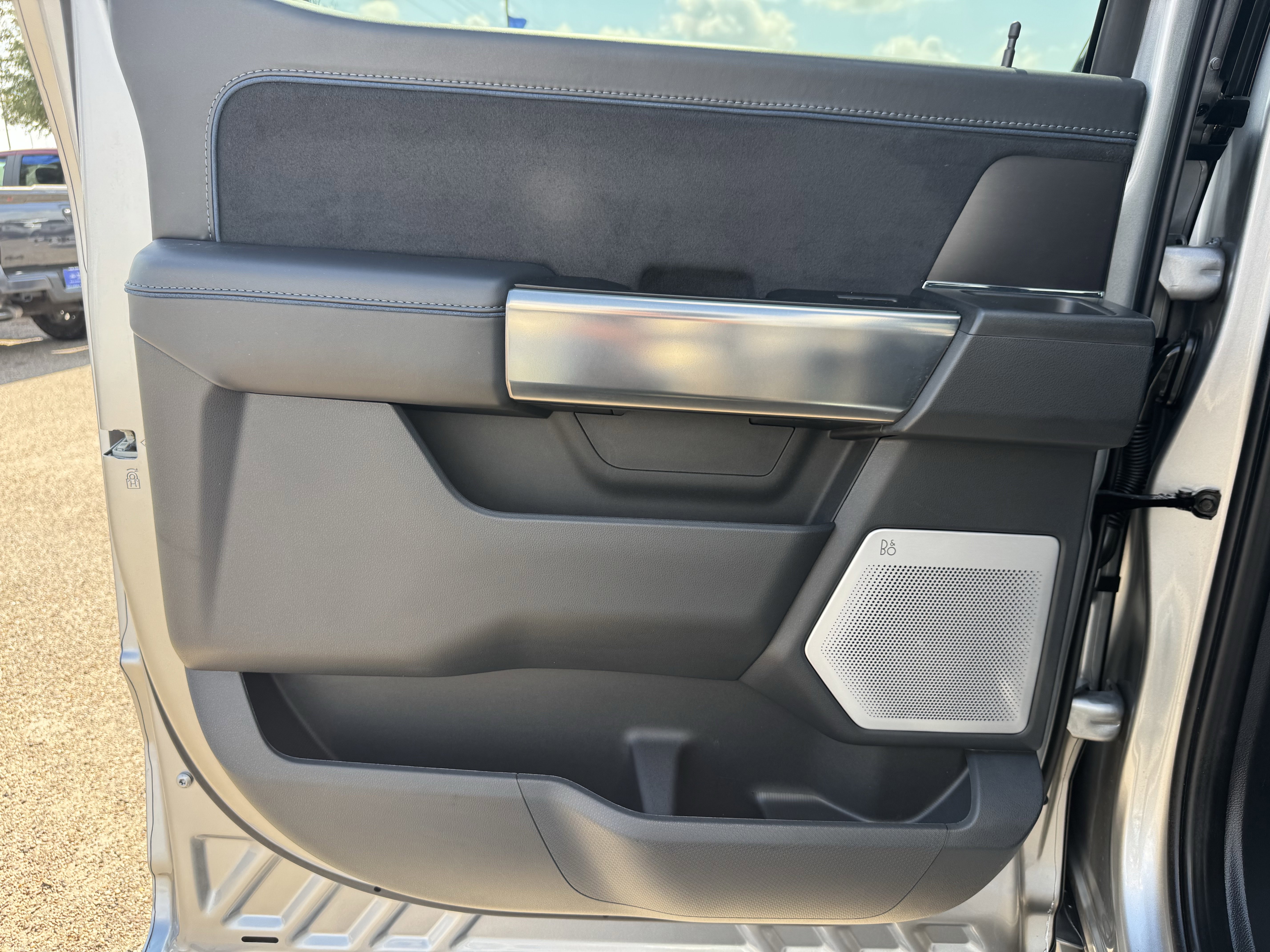 Certified 2025 Ford F150 Platinum w/ Equipment Group 702A High image 24