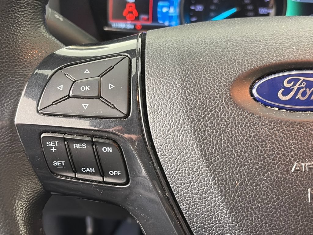 Certified 2018 Ford Explorer XLT w/ Equipment Group 202A AWD/4WD image 17