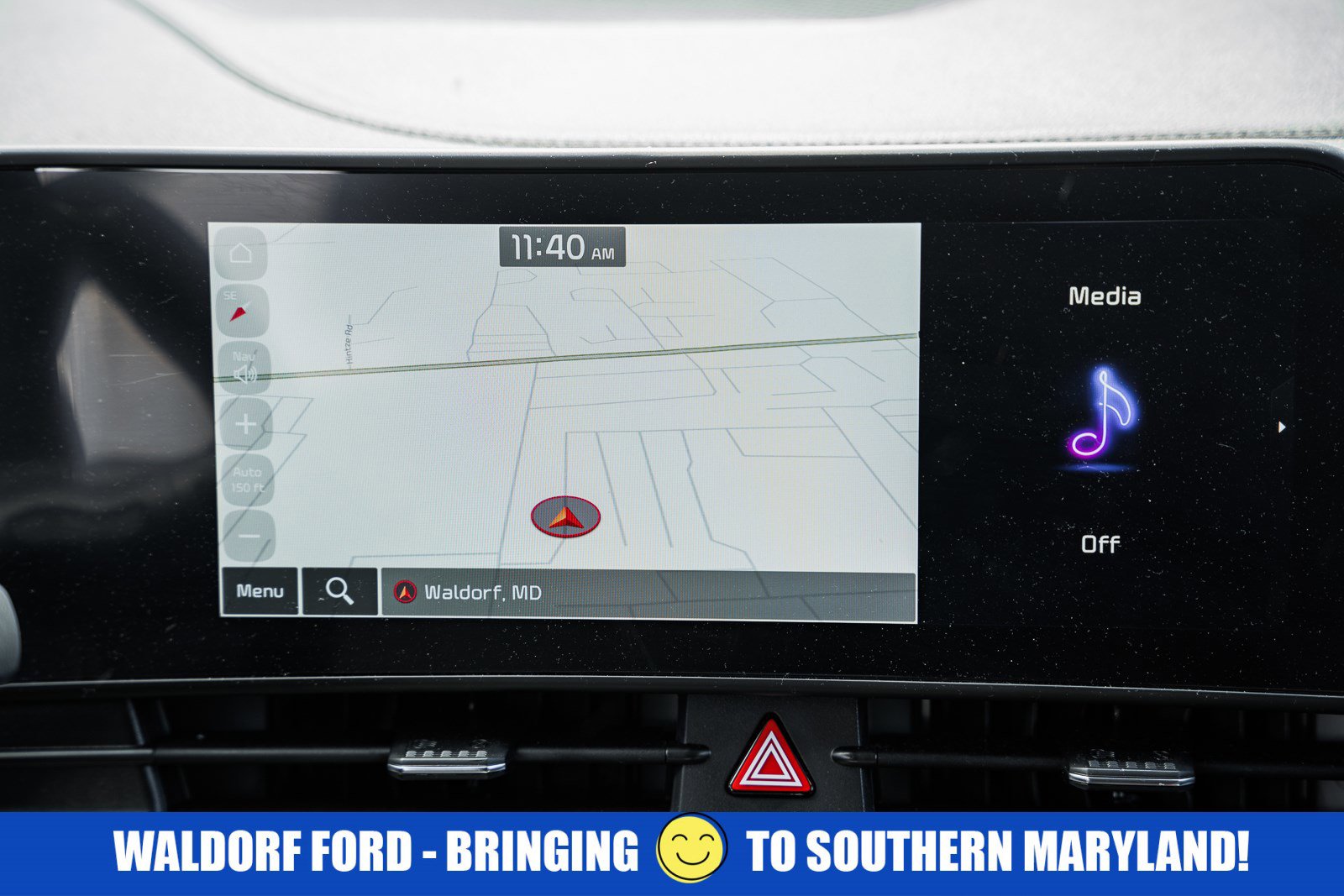 Used 2025 Kia Sportage EX FWD image 19