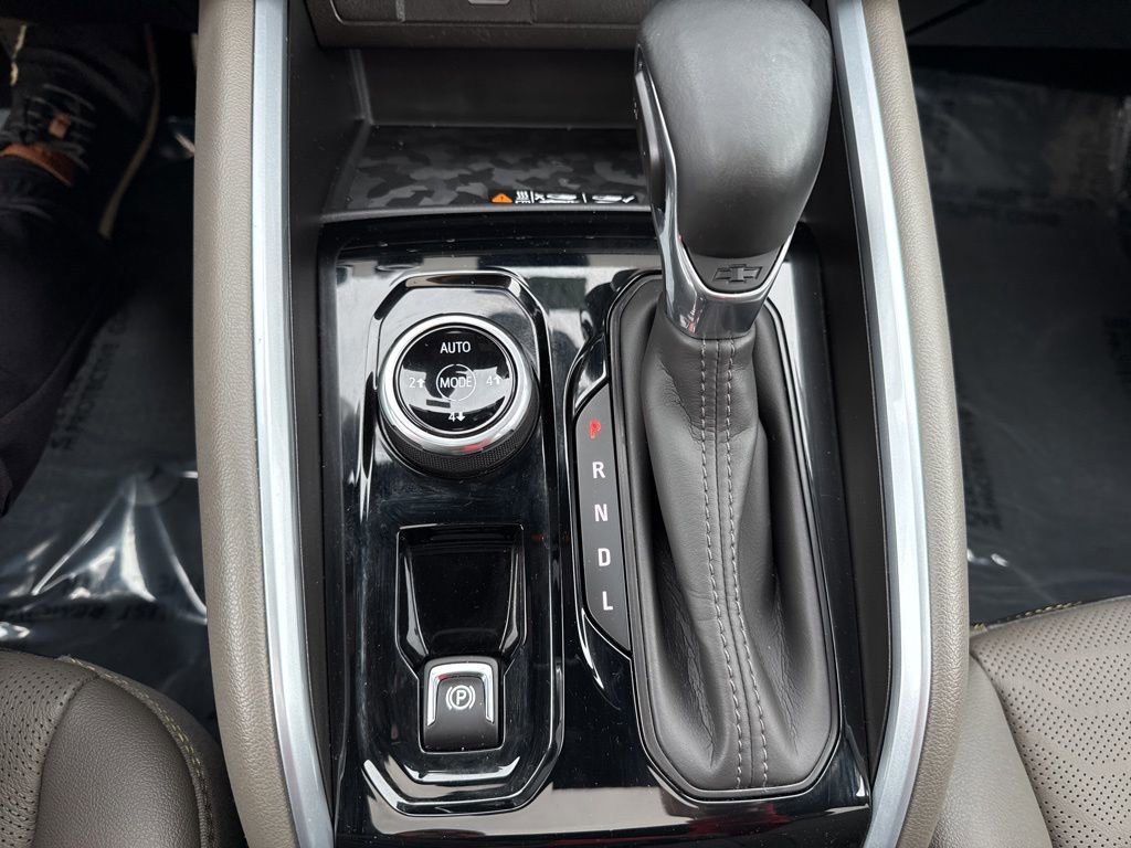 Used 2023 Chevrolet Colorado ZR2 w/ ZR2 Convenience Package III image 29