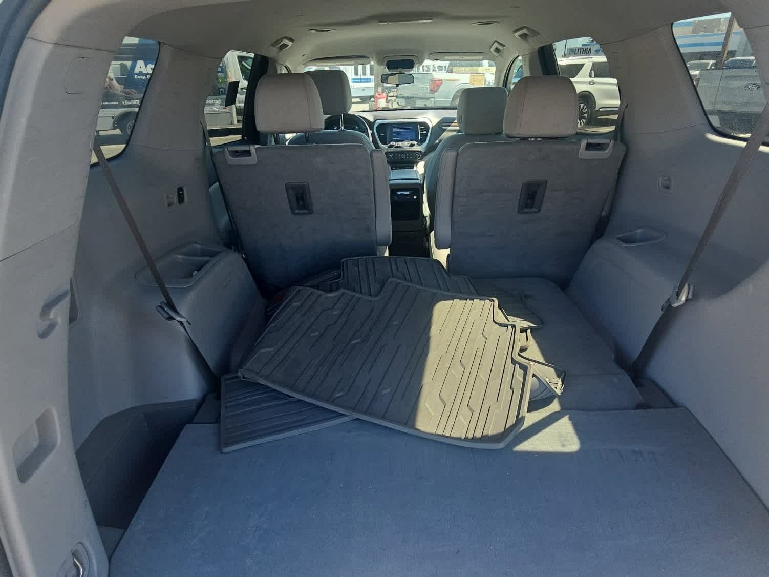 Used 2022 GMC Acadia SLE FWD image 10