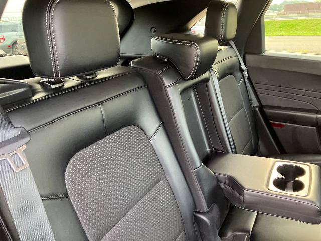 Certified 2025 Ford Escape SE FWD image 17