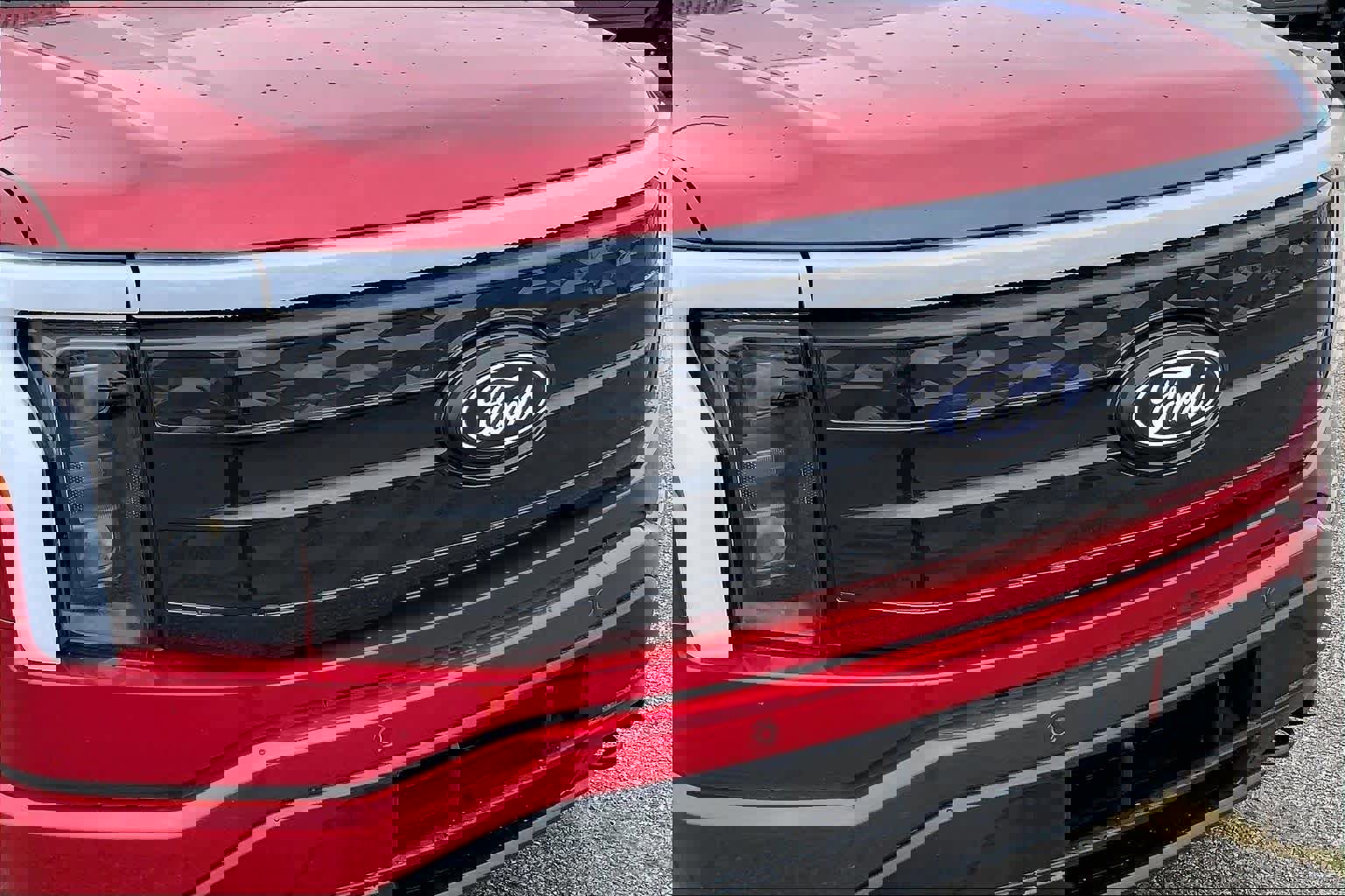 Certified 2025 Ford F150 Lightning Platinum image 29