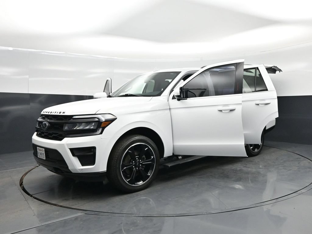 Certified 2023 Ford Expedition Limited AWD/4WD image 28