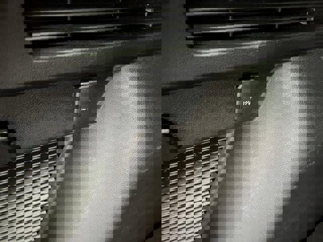 Certified 2024 Ford Escape Platinum image 37