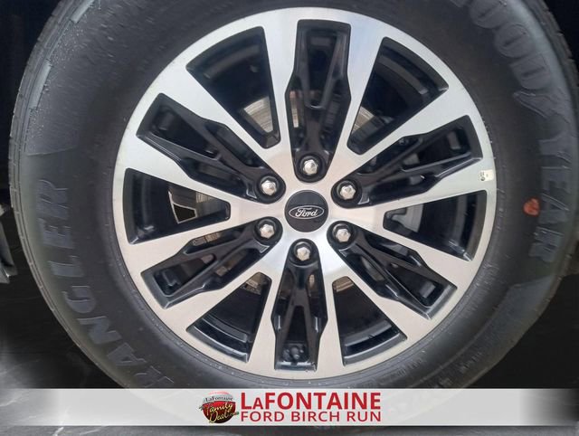 Certified 2025 Ford Expedition Platinum AWD/4WD image 10