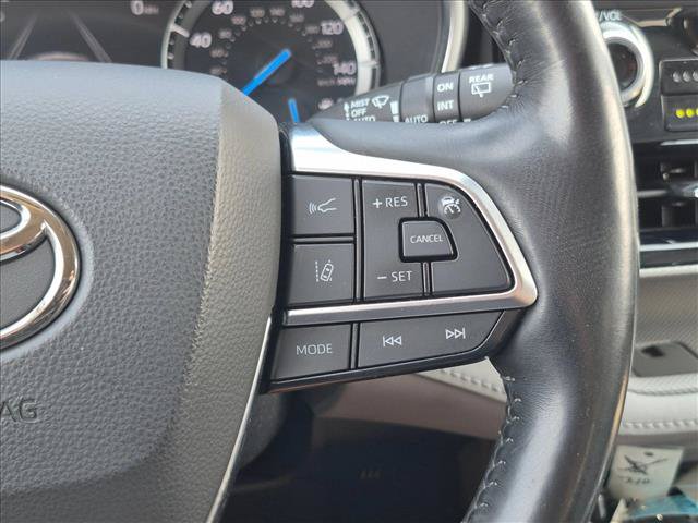 Used 2021 Toyota Highlander Platinum AWD/4WD image 13
