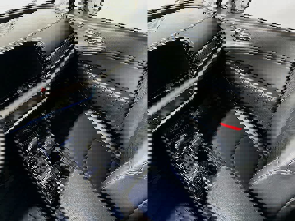 Used 2023 Kia Sportage SX image 14