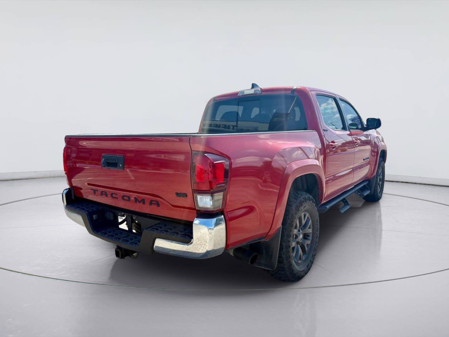 Used 2023 Toyota Tacoma SR5 RWD image 5