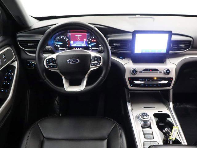 Certified 2023 Ford Explorer XLT w/ Equipment Group 202A image 16